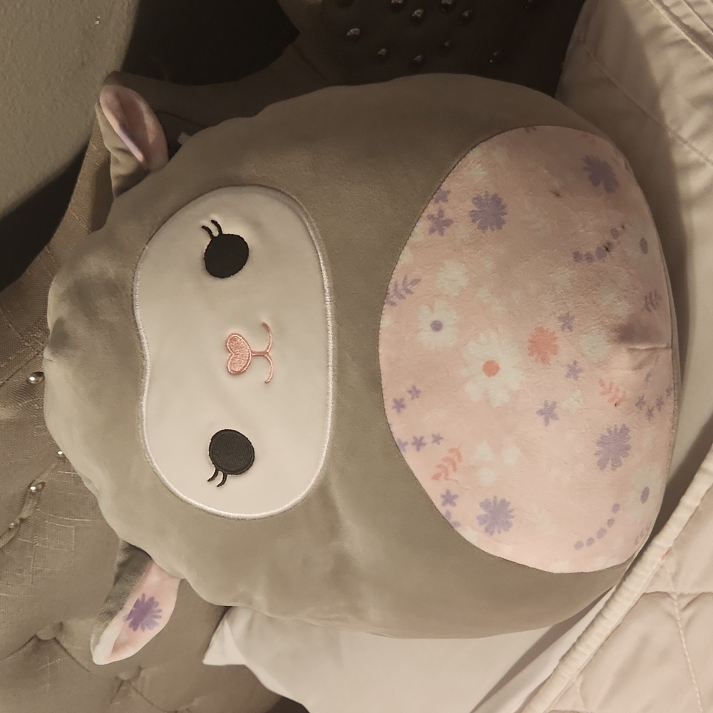 New Elea Squishmallow